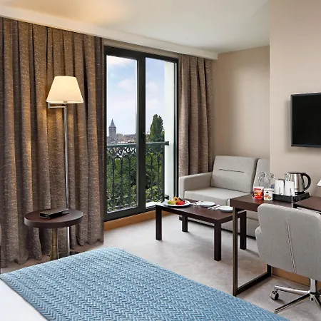 Port Bosphorus Hotel