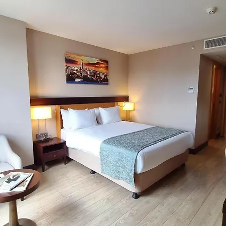 ميناء البوسفور 4*