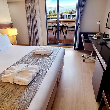 Port Bosphorus 4*