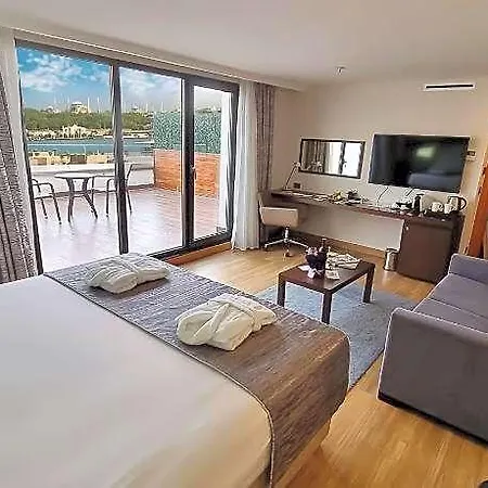 Port Bosphorus Hotel 4*