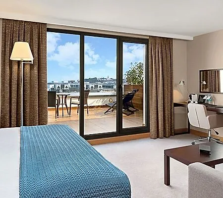 Port Bosphorus Hotel