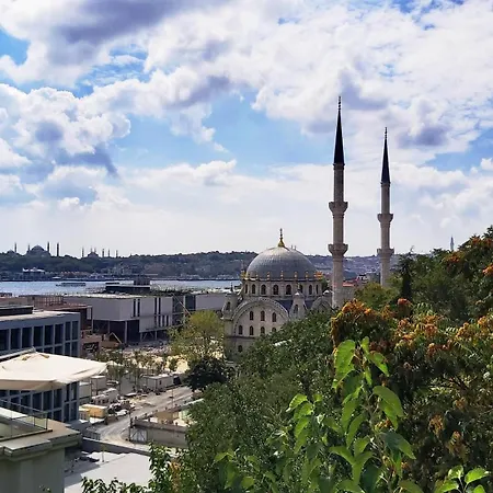 Port Bosphorus 4*