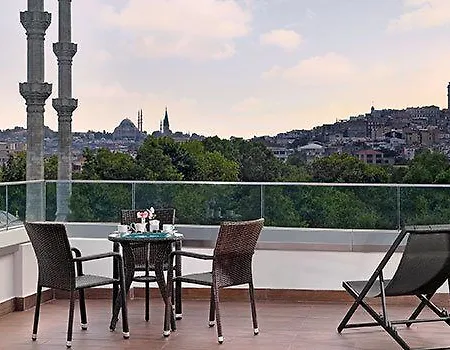 Port Bosphorus 4*