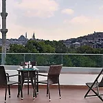 Port Bosphorus 4*