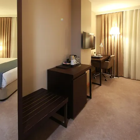 Port Bosphorus 4* Isztambul